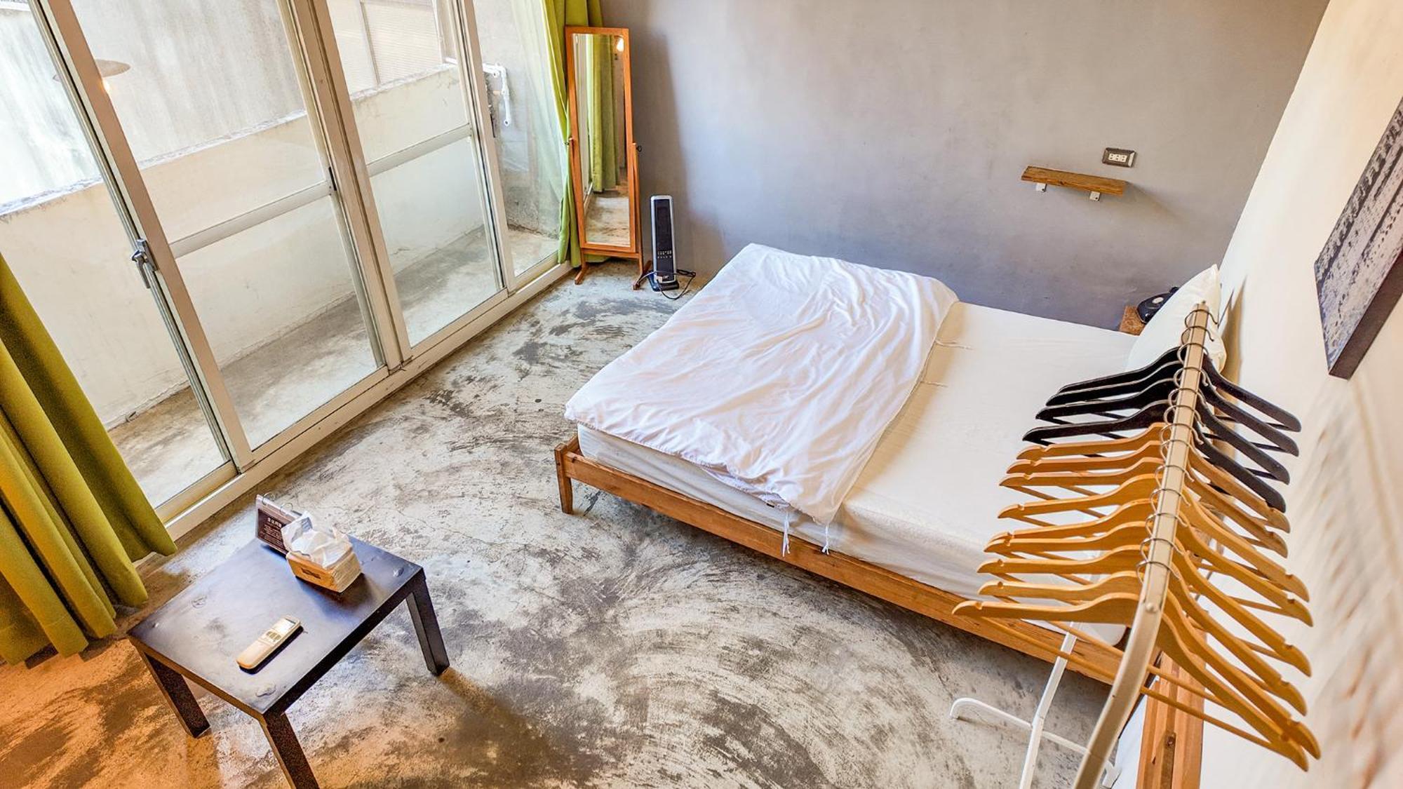 62巷背包客棧 Lane62 Hostel Longjing Экстерьер фото