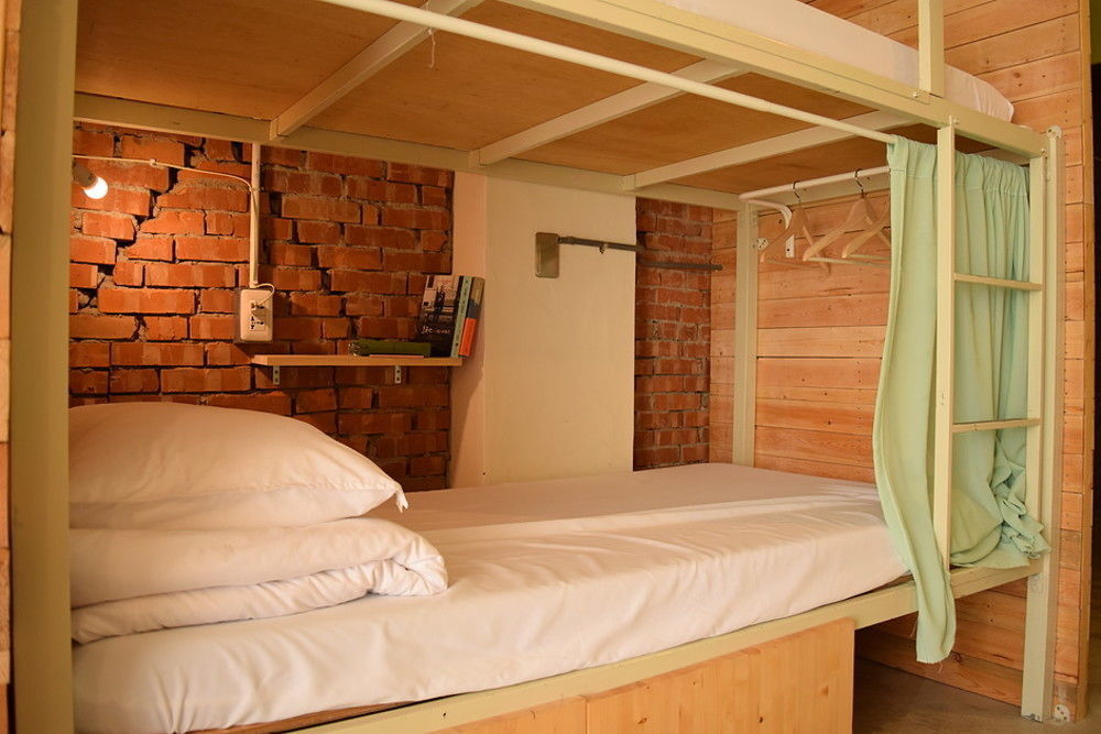 62巷背包客棧 Lane62 Hostel Longjing Экстерьер фото