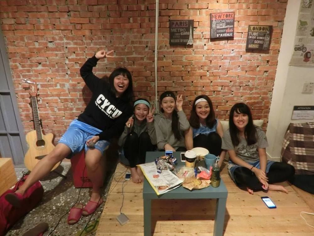 62巷背包客棧 Lane62 Hostel Longjing Экстерьер фото
