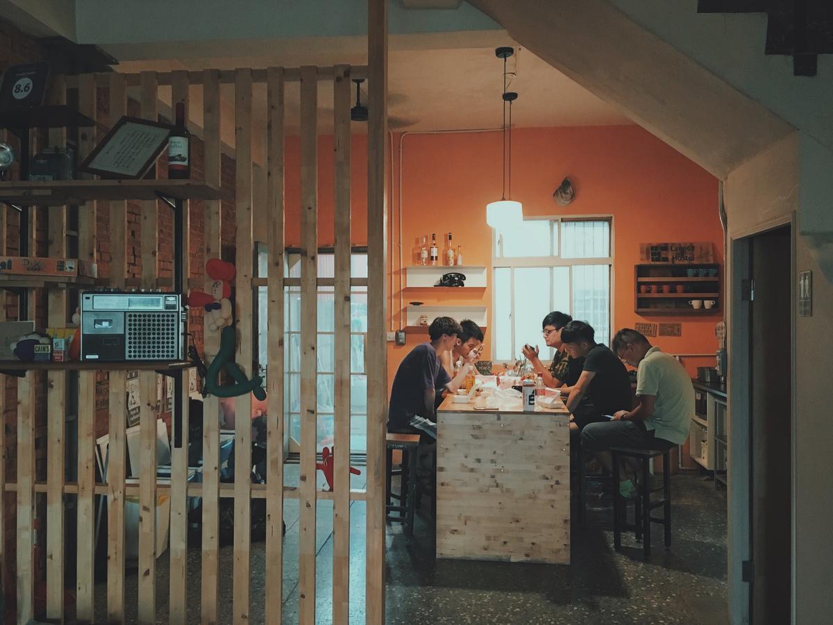 62巷背包客棧 Lane62 Hostel Longjing Экстерьер фото