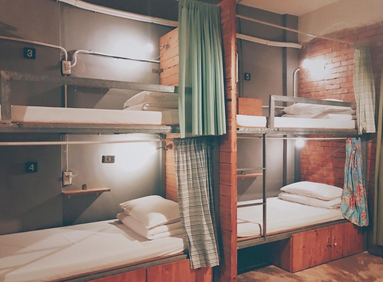 62巷背包客棧 Lane62 Hostel Longjing Экстерьер фото