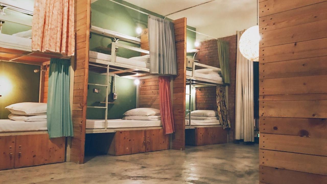 62巷背包客棧 Lane62 Hostel Longjing Экстерьер фото