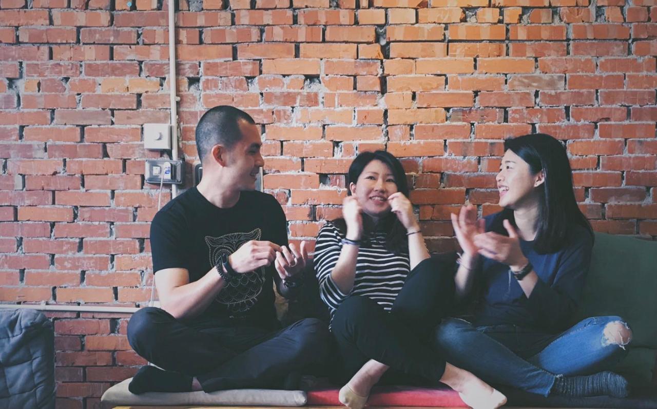 62巷背包客棧 Lane62 Hostel Longjing Экстерьер фото